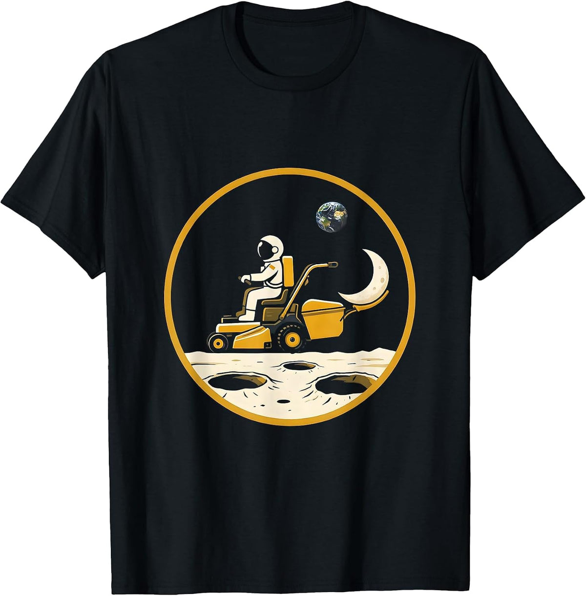 Men's Astronaut Riding a Lawnmower on the Moon T-Shirt - Black