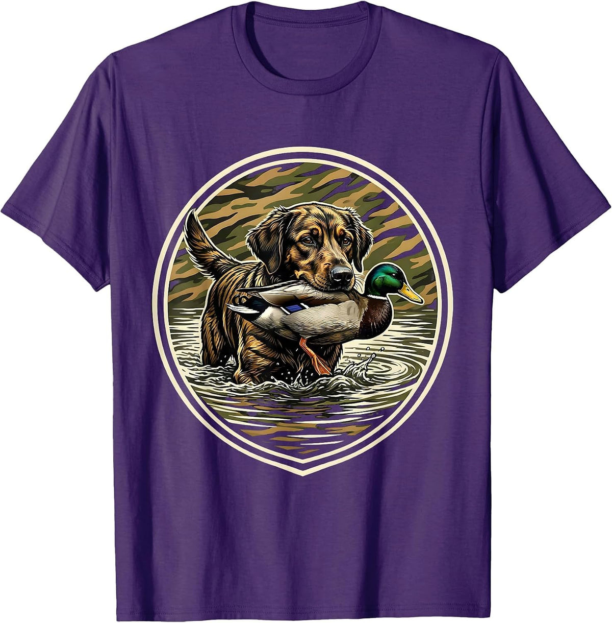 Men's Camo Duck Hunting Dog Retrieve Illustration T-Shirt - Purple