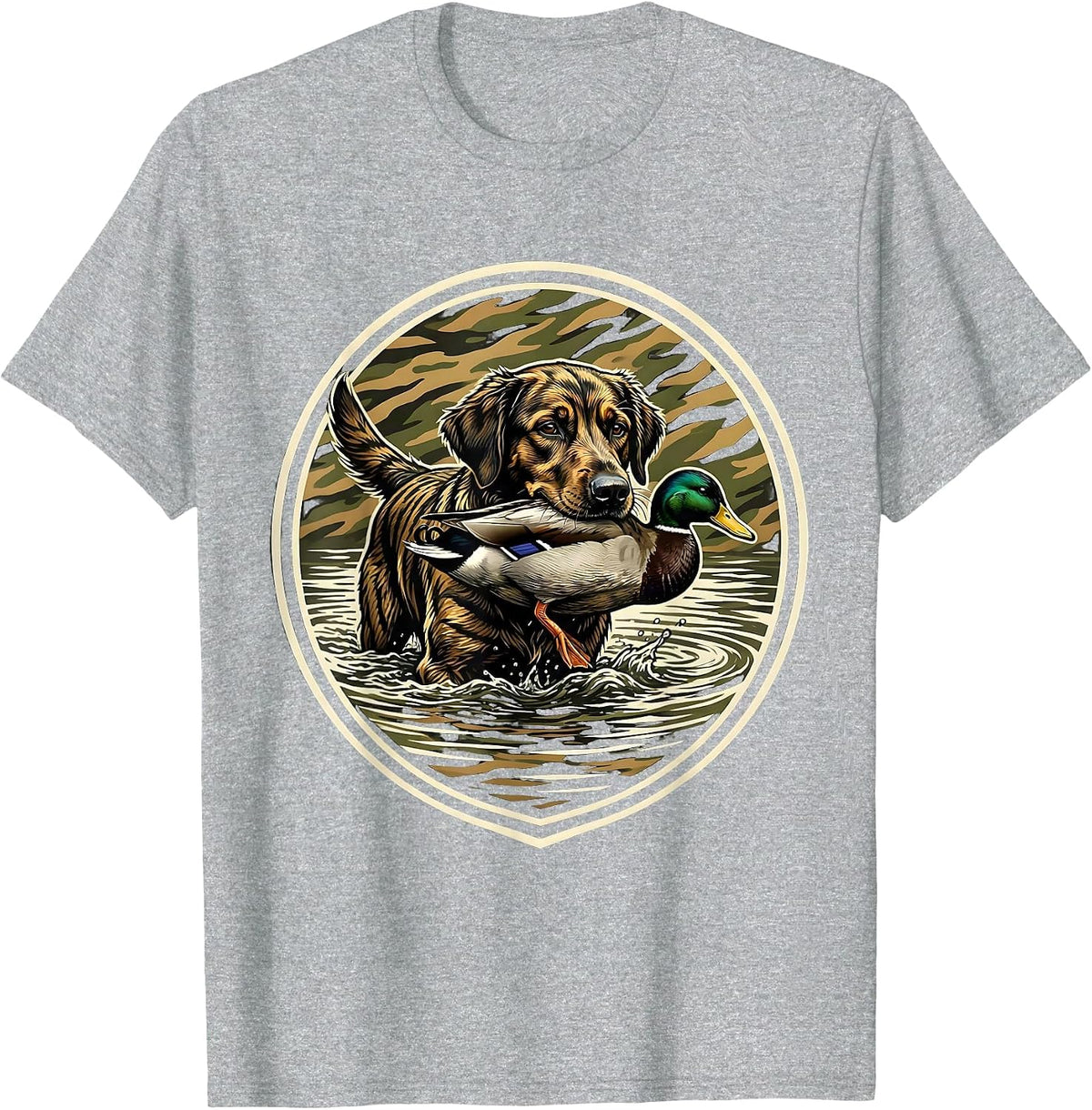 Men's Camo Duck Hunting Dog Retrieve Illustration T-Shirt - Heather Grey