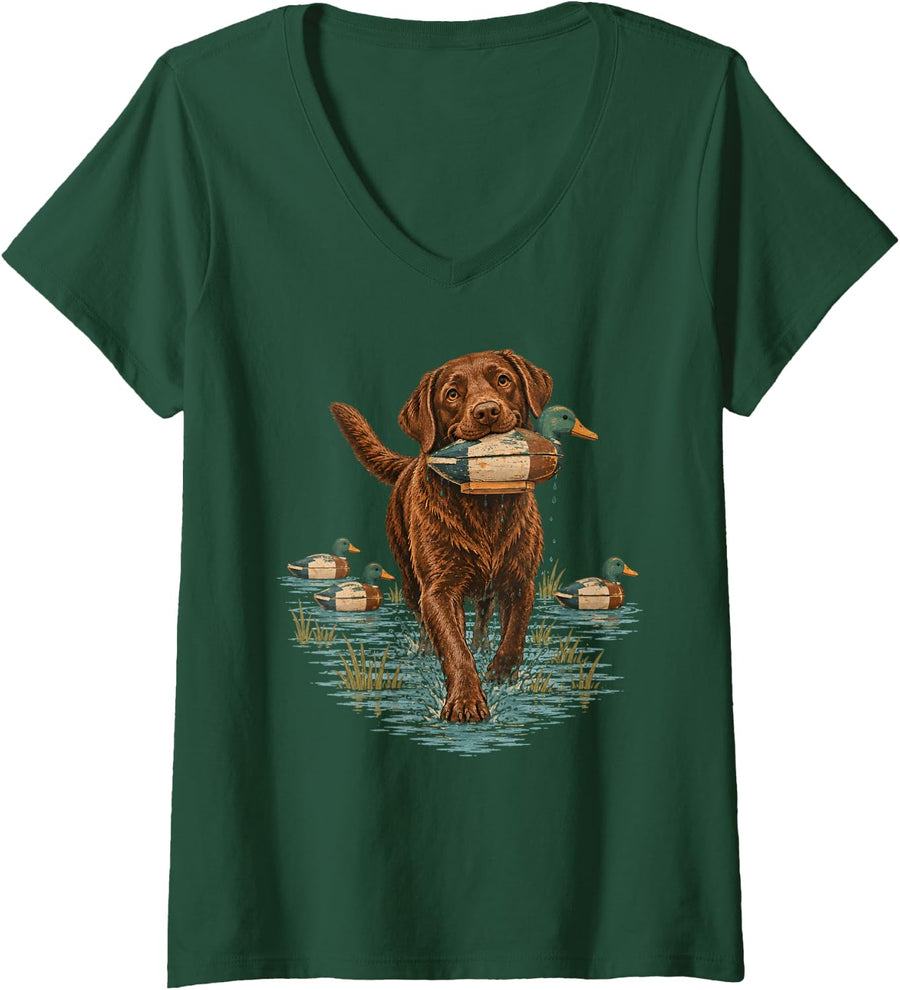 Women's Vintage Chocolate Lab Duck Hunting Dog Art V-Neck T-Shirt - Dark Green